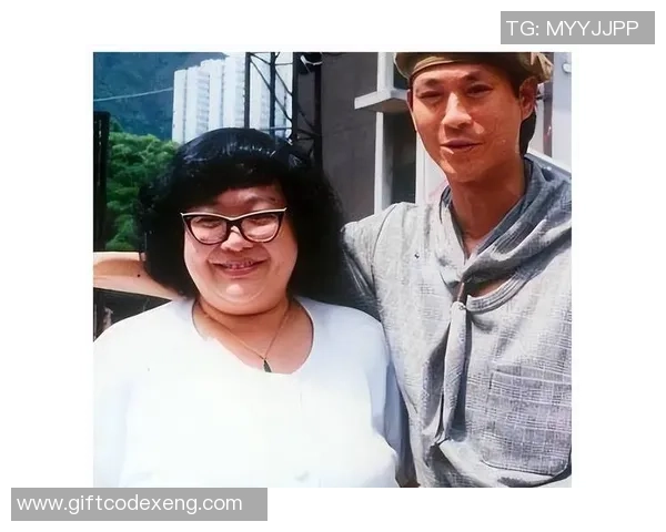 被母亲训斥的足球球星背后故事展现亲情与成长力量